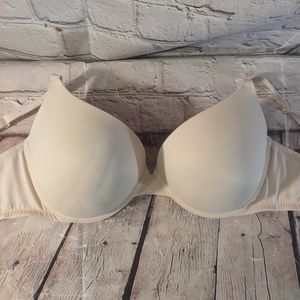 VS PINK Push Up Everywhere 38D Cream Bra